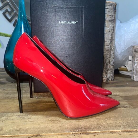 Saint Laurent Teddy Patent Pumps - Picture 4 of 14